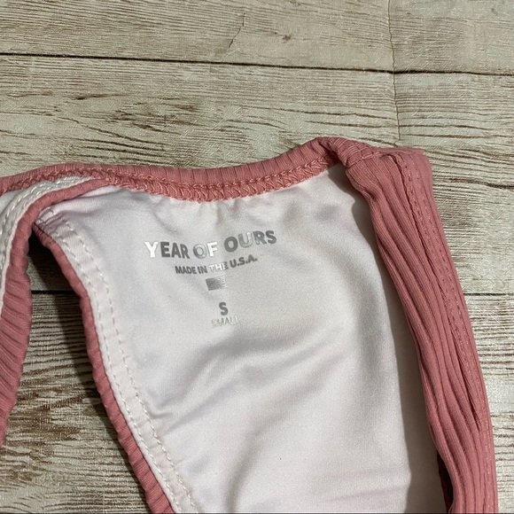 Year of ours ribbed sports bra and leggings - Picture 8 of 8